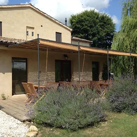 別荘 Rural Holiday Home In Montecarotto With Swimming Pool